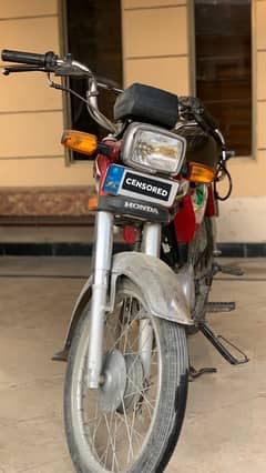 HONDA CD70