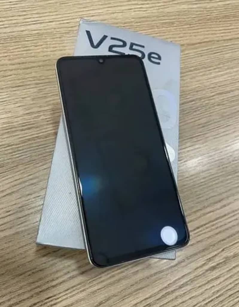 vivo v25e 10/10 lush condition 8/128 2