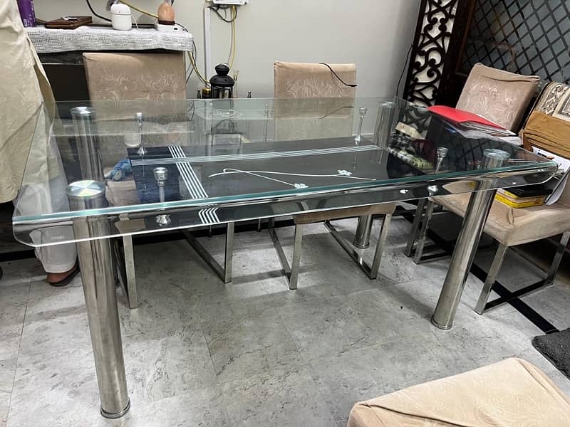 6 seater Dining Table for sale 5