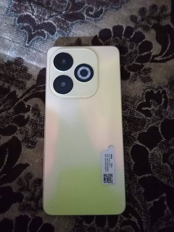 Infinix smart 8 pro 6/128 gb 4