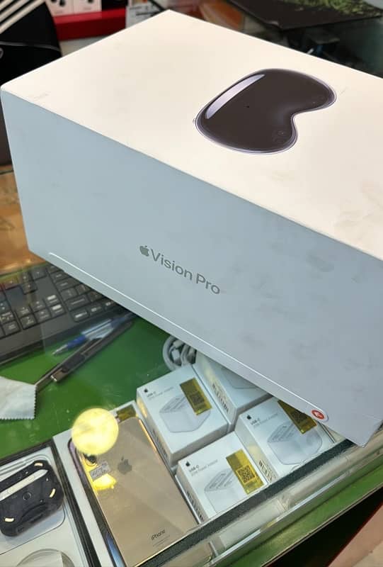 Apple Vision Pro 256GB 10/10 1