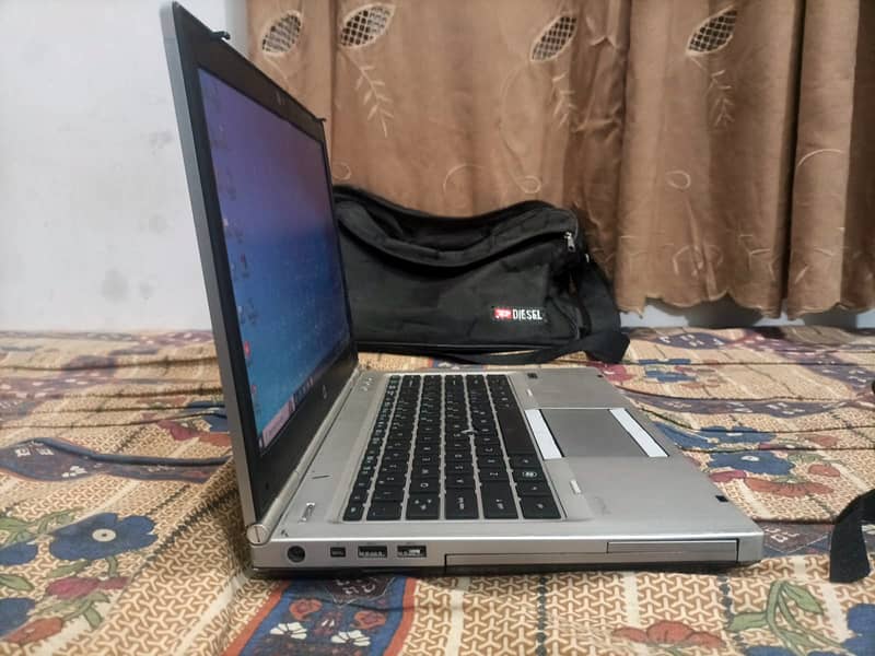 HP Ci5 2nd Generation Laptop 2