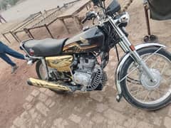 Honda 125 black golden edition 2024