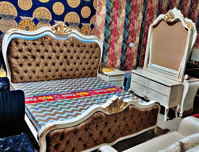 bed set / king size bed / double bed / poshish bed / bed / side table 8