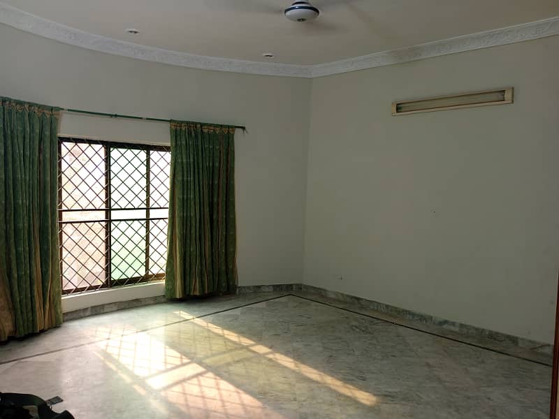 15 MARLA BEAUTIFUL HOUSE FOR RENT IN JOHAR TOWN 11