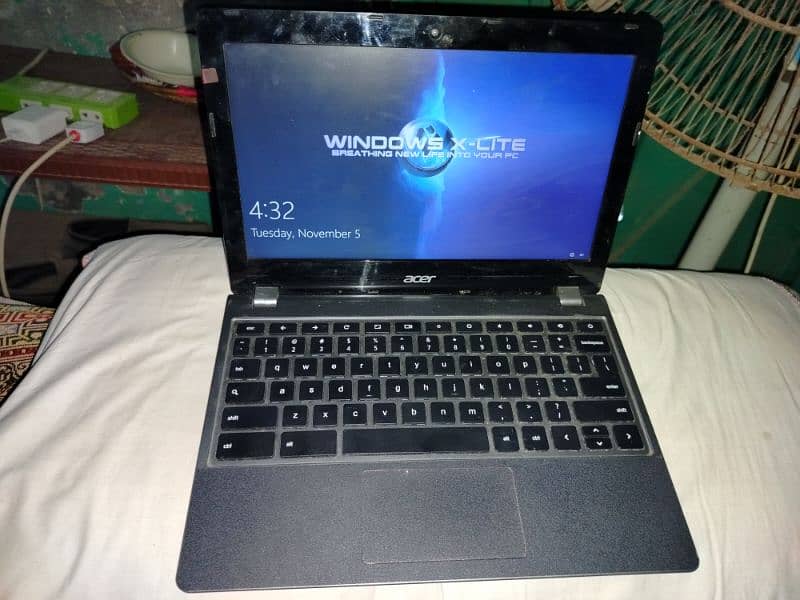 Laptop in used for sell 2