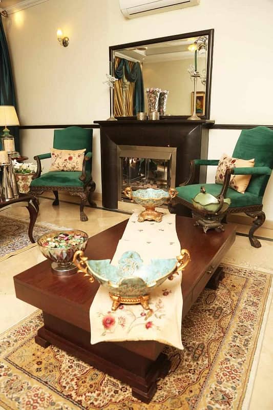 Per DAY Luxury 1 Kanal Fully Furnished Villa For Rent In DHA Lahore 2