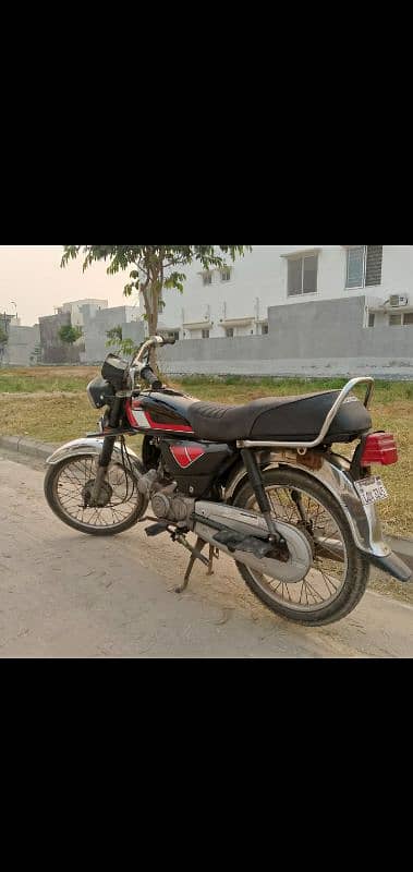 Honda 70cc 1995 modal 3