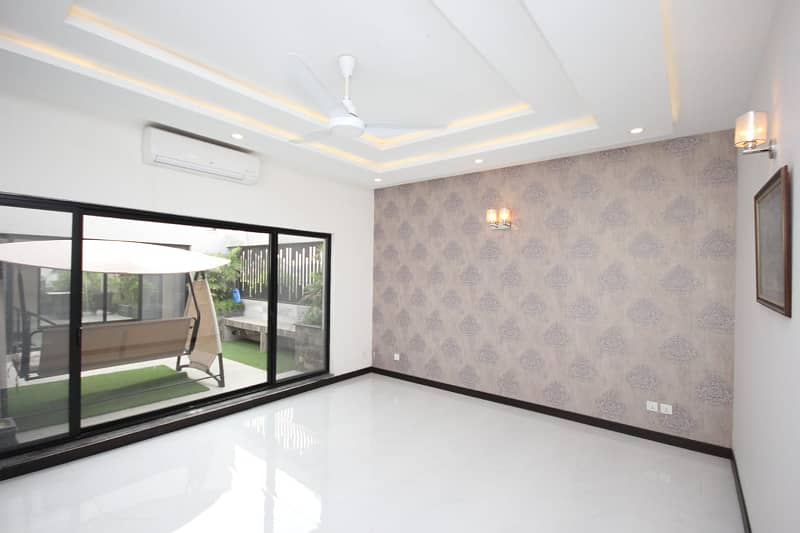 Master Peace Of Art Design One Kanal Slightly Used Modern Luxury Bungalow For Sale In DHA Phase 5 Near To PARK Top Location 11