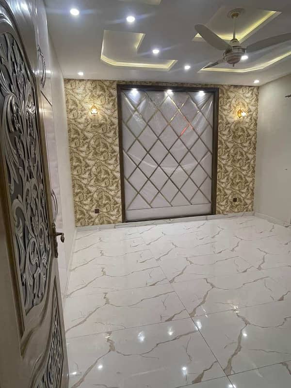 5 Marla Brand New Luxury Hot Location House Available For Rent In Bahria Town Lahore. 2