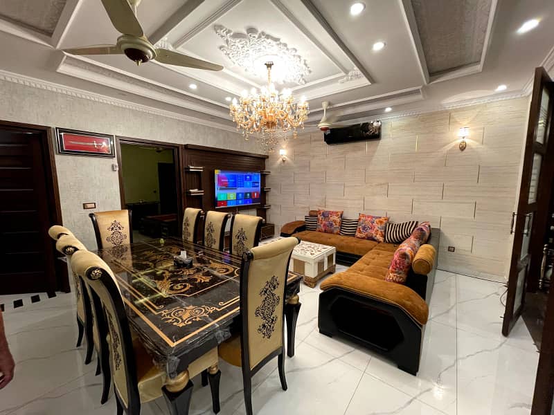 5 Marla Brand New Luxury Hot Location House Available For Rent In Bahria Town Lahore. 13