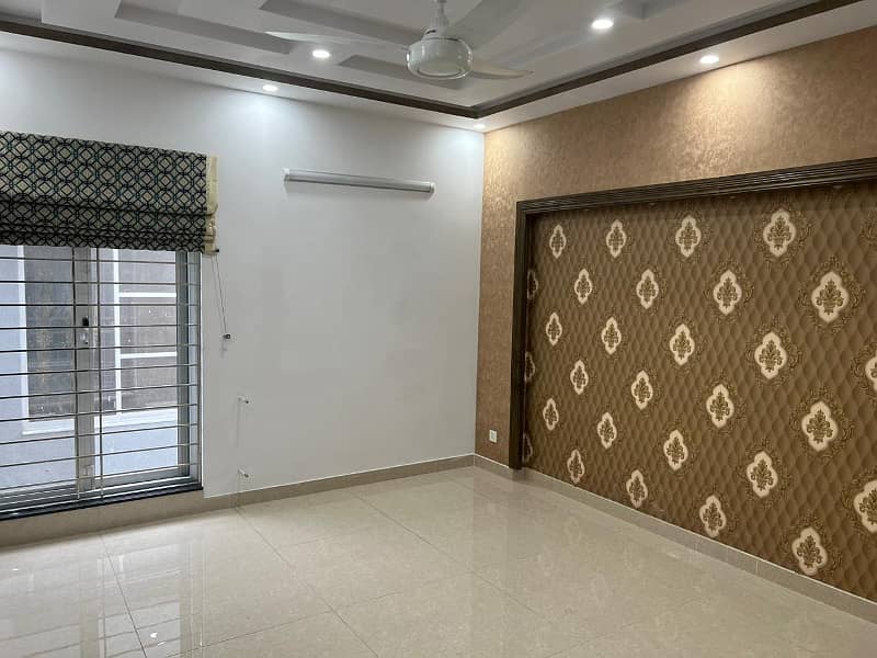 5 Marla Brand New Luxury Hot Location House Available For Rent In Bahria Town Lahore. 16