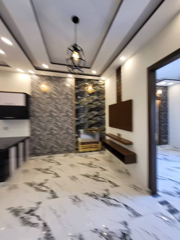 5 Marla Brand New Luxury Hot Location House Available For Rent In Bahria Town Lahore. 28