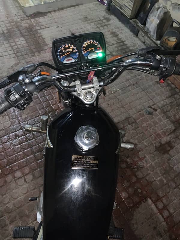 honda 125 self start 2022 4