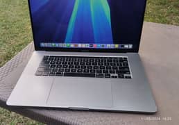 MacBook Pro 2019-16" Display, 32/512-85 Cycles count