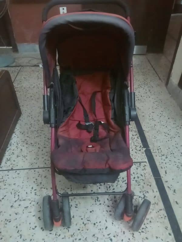 neat and clean baby pram , urgent sell 0