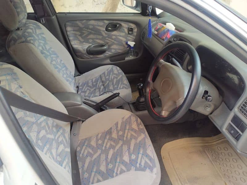 Suzuki Baleno 2004 12