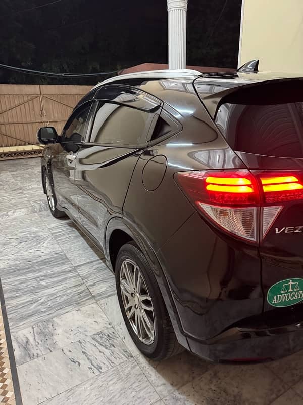 Honda Vezel 2015 14