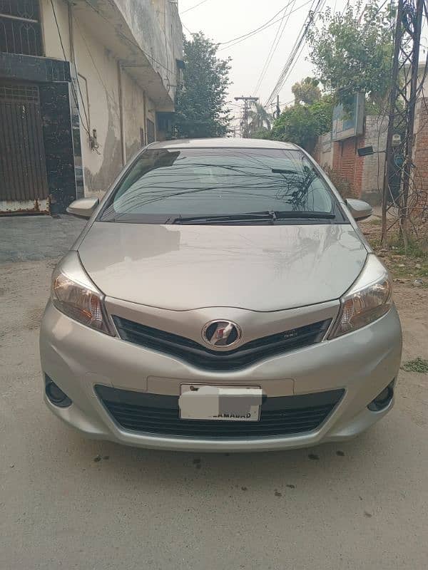 Toyota Vitz 2015 0