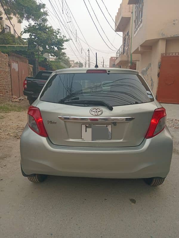 Toyota Vitz 2015 2