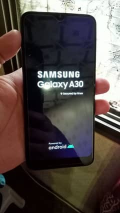 SAMSUNG GALAXY A 30 (4/64)