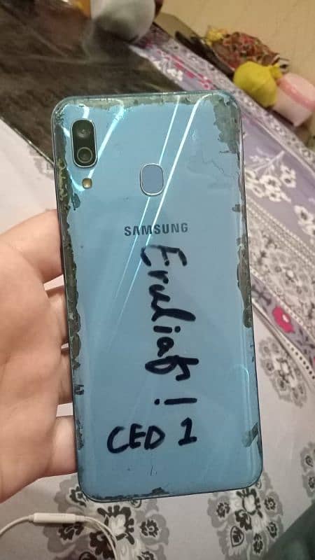 SAMSUNG GALAXY A 30 (4/64) 4