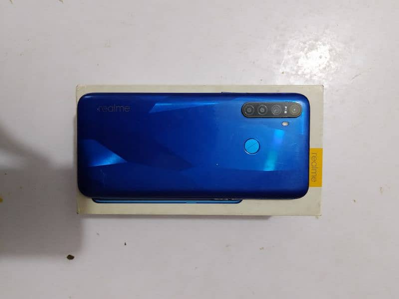 Realme 5 (4/64) with box dual Pta approved 1