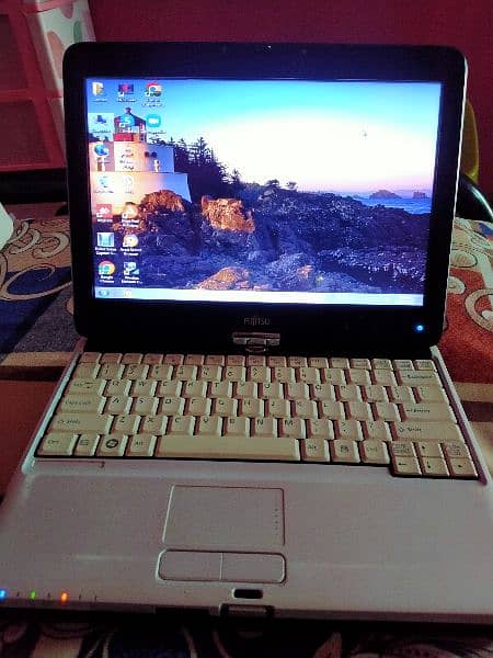 Fujitsu core i5 2