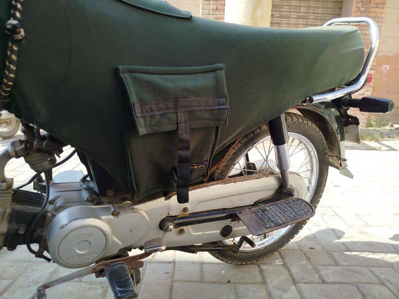 Honda CD 70 2