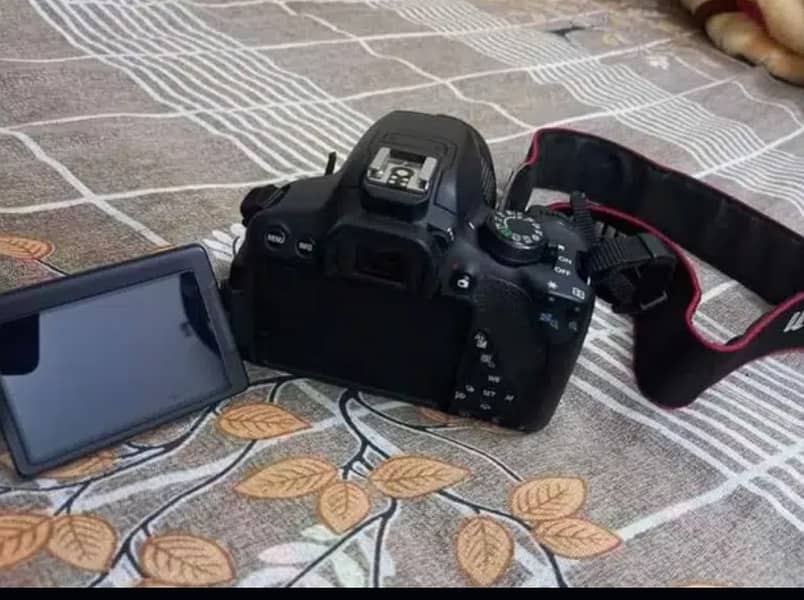 Canon 700D Dslr camera 6