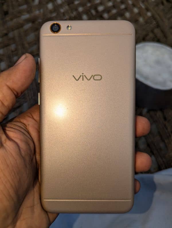 Vivo y66 4 GB 64 GB PTA Approved 1