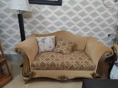 6 seater sofa almost new condition