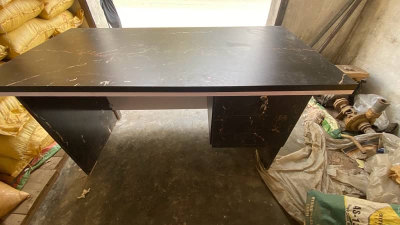 Gently Office Table for Sale - Excellent Condition 5