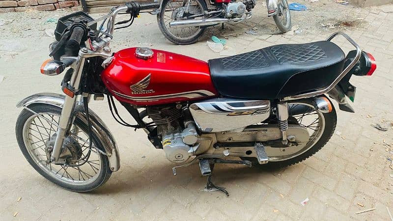 Honda 125CG self start 1