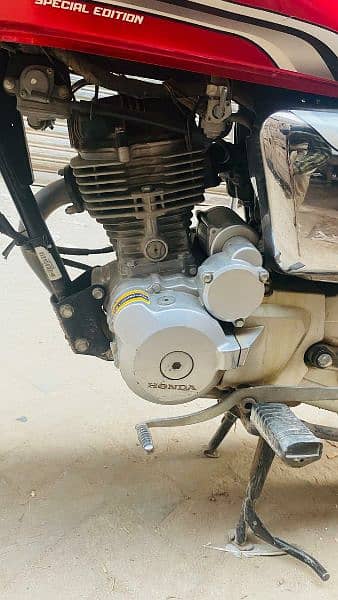 Honda 125CG self start 11