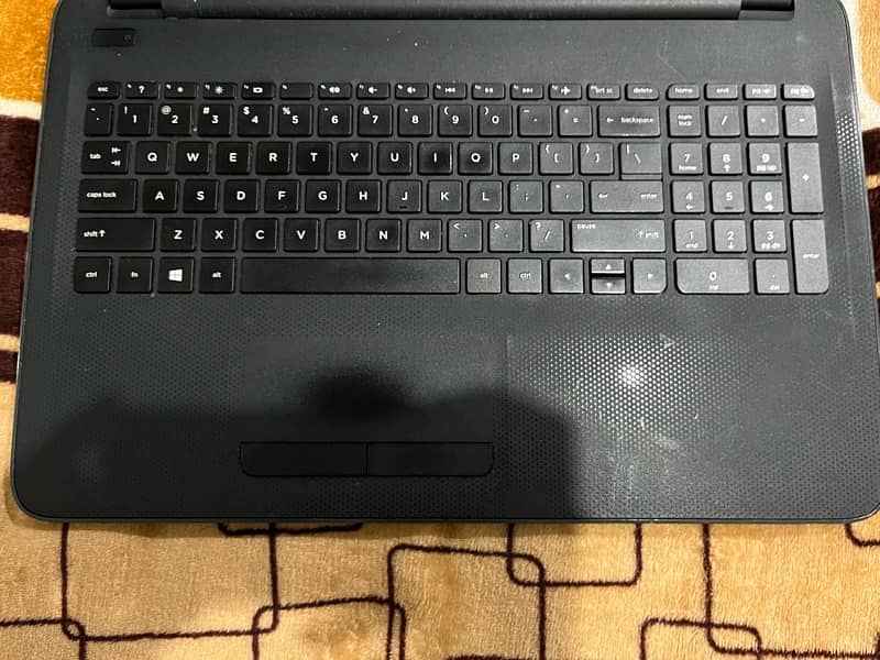 HP Laptop Sale Urgent I 4 4th Generation 4