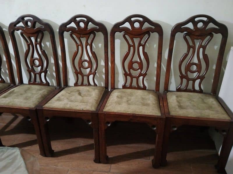 Dining table 5 chairs 4