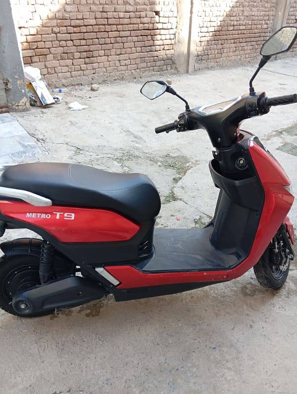 electric scooty metro t9 5