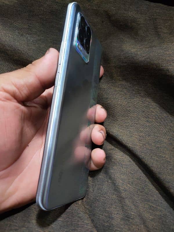 realme 8 box change sath hai indsply fingerprint sensor 2