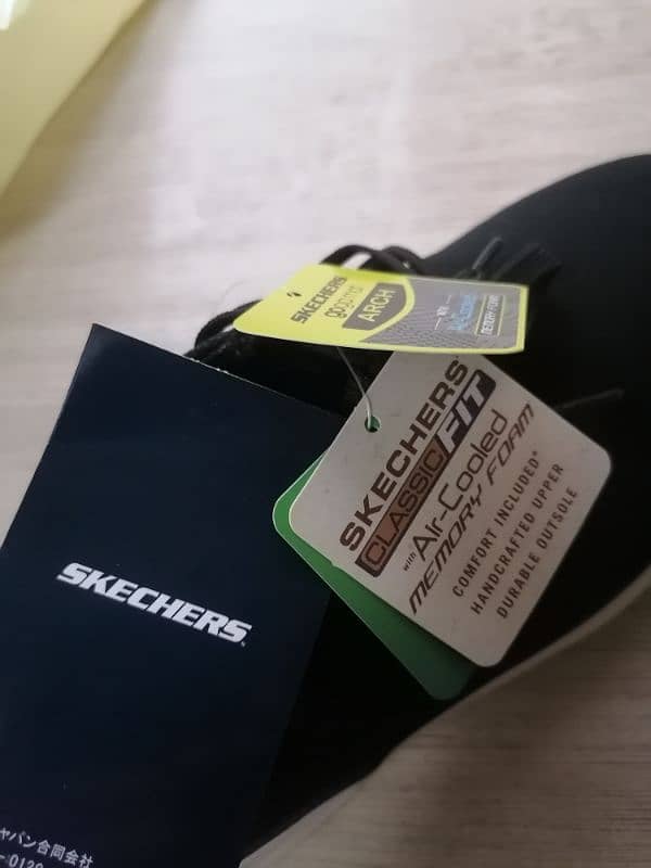 SKETCHERS (204083-blk) Aus Article 3