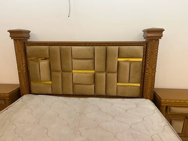 solid shishum wood like brand new bed with mattress 1