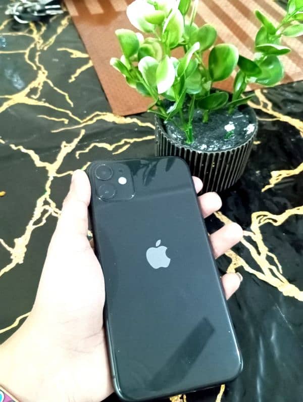 Genuine Used iPhone 11 in Excellent Condition – Great Deal! 0