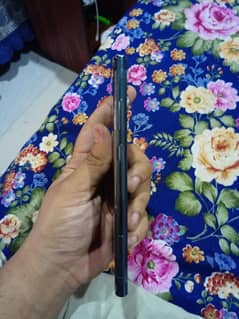 samsang galaxy s22 ultra full new phone non pta 4 monts sim working