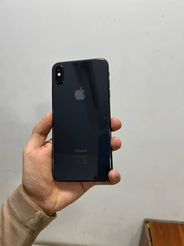 iphone Xs Max approved 8