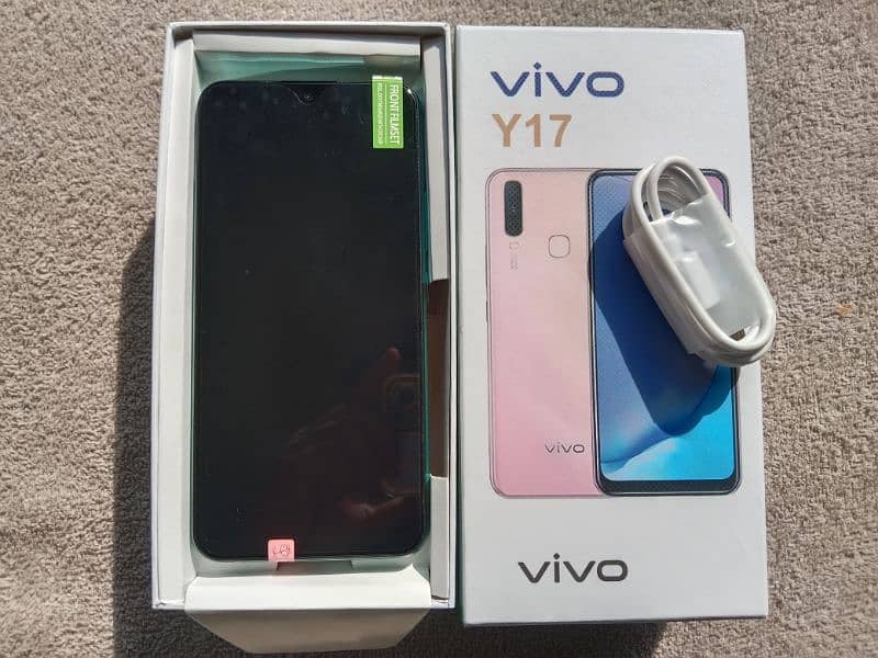 VIVO Y17  8-256 1