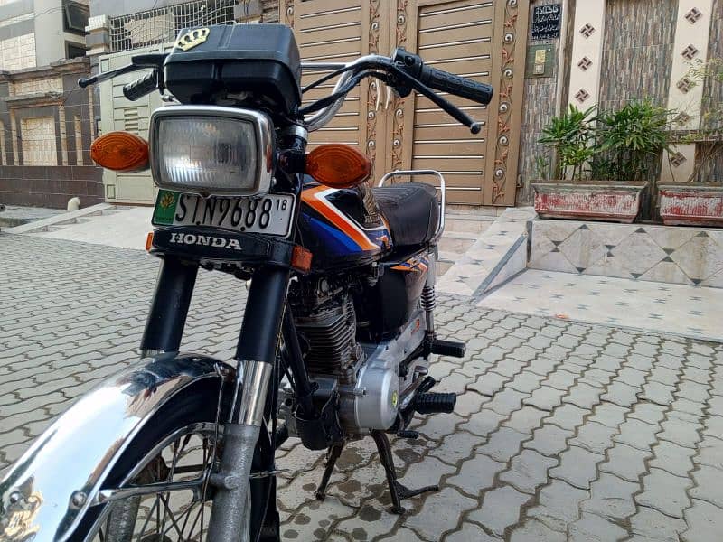 Honda 125 modal 18 number sailkot 6