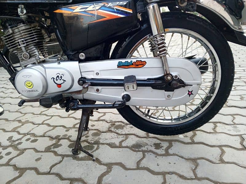 Honda 125 modal 18 number sailkot 18