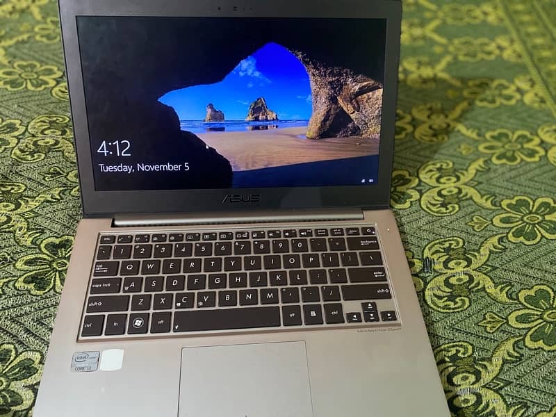 ASUS i3 2nD gen laptop 0