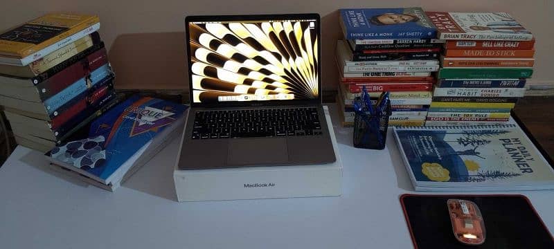 Macbook Air M1 8/256 with Box & Accessories 4