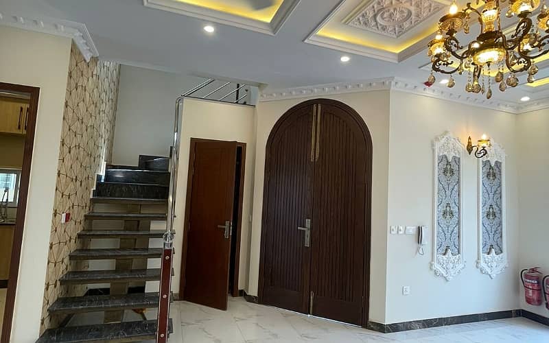 5 Marla luxury House Available For Sale In DHA 9 town Lahore 6